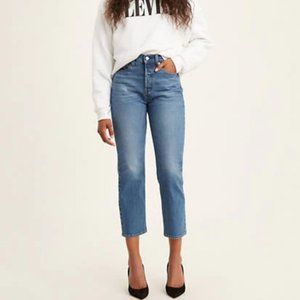LEVI'S WEDGIE HIGH WAISTED BUTTON FLY JEANS - 27